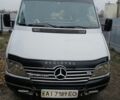 Белый Мерседес Sprinter, объемом двигателя 2.2 л и пробегом 477 тыс. км за 10000 $, фото 1 на Automoto.ua