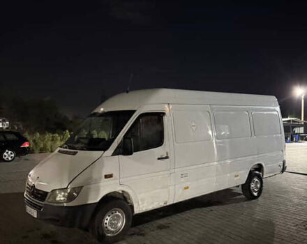Белый Мерседес Sprinter, объемом двигателя 2.15 л и пробегом 800 тыс. км за 5300 $, фото 1 на Automoto.ua