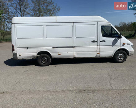 Мерседес Sprinter 2001 в Лубнах на Automoto.ua Белый Мерседес Sprinter, объемом двигателя 2.15 л и пробегом 560 тыс. км за 4499 $, фото 5 на Automoto.ua