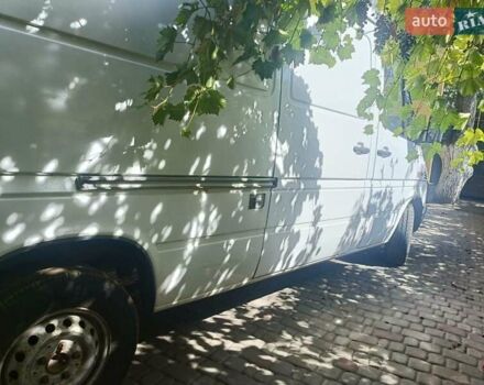Мерседес Sprinter 2001 у Кривому Розі на Automoto.ua Білий Мерседес Sprinter, об'ємом двигуна 2.69 л та пробігом 1000 тис. км за 9000 $, фото 2 на Automoto.ua