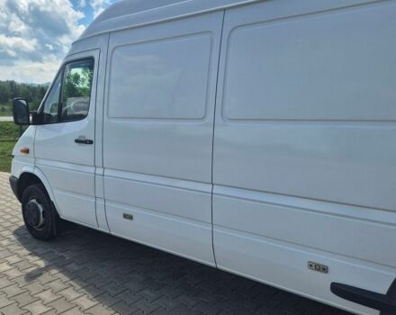 Белый Мерседес Sprinter, объемом двигателя 2.7 л и пробегом 460 тыс. км за 16900 $, фото 4 на Automoto.ua