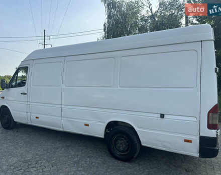 Мерседес Sprinter 2001 у Ужгороді на Automoto.ua Білий Мерседес Sprinter, об'ємом двигуна 2.15 л та пробігом 420 тис. км за 6600 $, фото 6 на Automoto.ua
