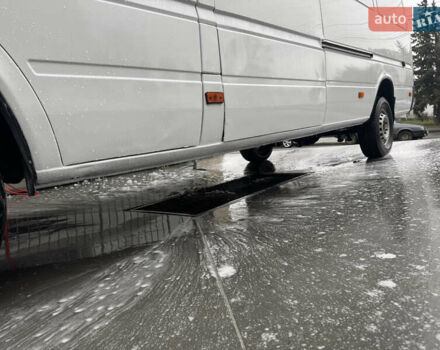 Белый Мерседес Sprinter, объемом двигателя 2.15 л и пробегом 497 тыс. км за 7500 $, фото 2 на Automoto.ua