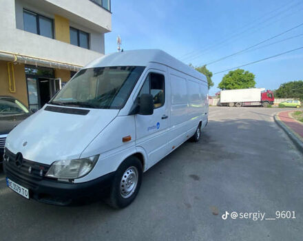Белый Мерседес Sprinter, объемом двигателя 2.15 л и пробегом 450 тыс. км за 6900 $, фото 5 на Automoto.ua