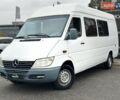 Белый Мерседес Sprinter, объемом двигателя 2.1 л и пробегом 318 тыс. км за 8990 $, фото 2 на Automoto.ua