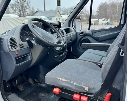 Білий Мерседес Sprinter, об'ємом двигуна 2.7 л та пробігом 900 тис. км за 10000 $, фото 13 на Automoto.ua
