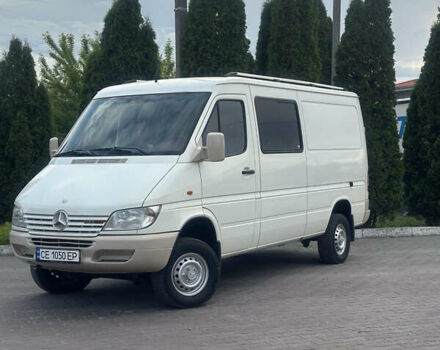 Белый Мерседес Sprinter, объемом двигателя 2.15 л и пробегом 200 тыс. км за 17800 $, фото 2 на Automoto.ua