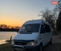 Белый Мерседес Sprinter, объемом двигателя 2.69 л и пробегом 825 тыс. км за 6750 $, фото 1 на Automoto.ua