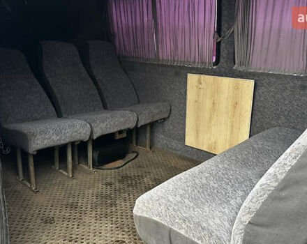 Белый Мерседес Sprinter, объемом двигателя 2.1 л и пробегом 318 тыс. км за 8990 $, фото 10 на Automoto.ua