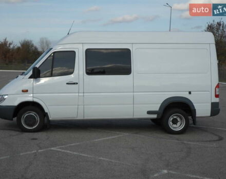 Белый Мерседес Sprinter, объемом двигателя 2.7 л и пробегом 658 тыс. км за 12800 $, фото 3 на Automoto.ua
