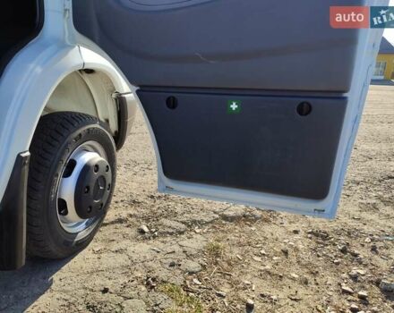 Белый Мерседес Sprinter, объемом двигателя 0 л и пробегом 260 тыс. км за 22500 $, фото 24 на Automoto.ua