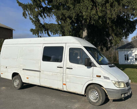 Белый Мерседес Sprinter, объемом двигателя 2.15 л и пробегом 376 тыс. км за 9400 $, фото 24 на Automoto.ua