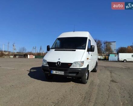 Белый Мерседес Sprinter, объемом двигателя 0 л и пробегом 260 тыс. км за 22500 $, фото 1 на Automoto.ua