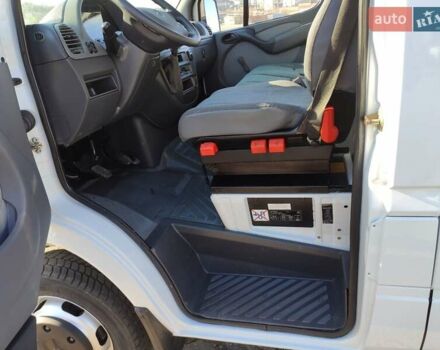 Белый Мерседес Sprinter, объемом двигателя 0 л и пробегом 260 тыс. км за 22500 $, фото 17 на Automoto.ua