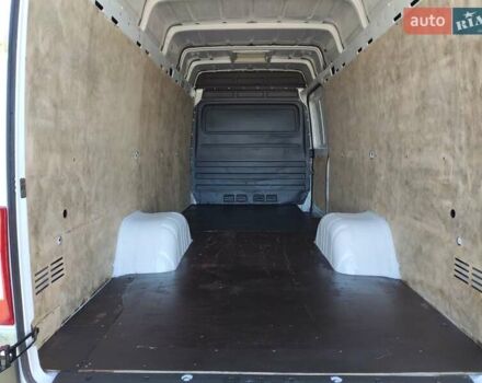 Белый Мерседес Sprinter, объемом двигателя 0 л и пробегом 260 тыс. км за 22500 $, фото 32 на Automoto.ua