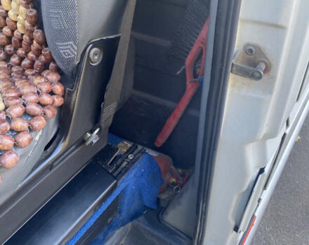 Білий Мерседес Sprinter, об'ємом двигуна 2.15 л та пробігом 358 тис. км за 10300 $, фото 22 на Automoto.ua