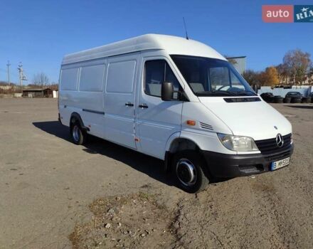 Белый Мерседес Sprinter, объемом двигателя 0 л и пробегом 260 тыс. км за 22500 $, фото 4 на Automoto.ua