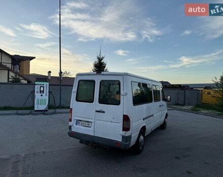 Белый Мерседес Sprinter, объемом двигателя 2.2 л и пробегом 661 тыс. км за 4750 $, фото 6 на Automoto.ua