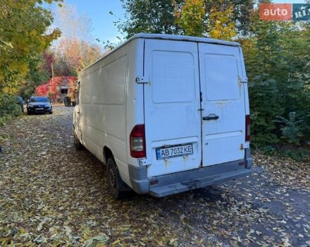 Белый Мерседес Sprinter, объемом двигателя 2.15 л и пробегом 531 тыс. км за 4800 $, фото 4 на Automoto.ua