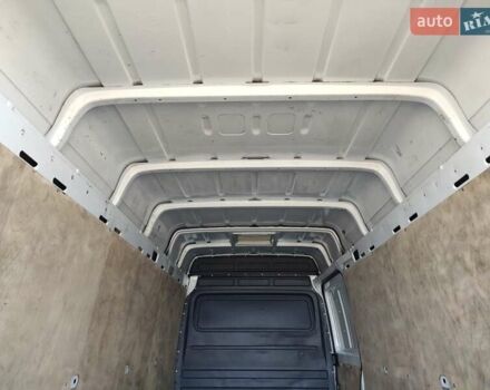Белый Мерседес Sprinter, объемом двигателя 0 л и пробегом 260 тыс. км за 22500 $, фото 33 на Automoto.ua