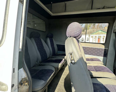 Белый Мерседес Sprinter, объемом двигателя 2.15 л и пробегом 376 тыс. км за 9400 $, фото 39 на Automoto.ua