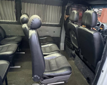 Белый Мерседес Sprinter, объемом двигателя 2.69 л и пробегом 454 тыс. км за 7500 $, фото 7 на Automoto.ua