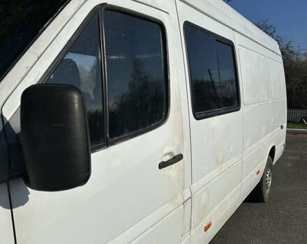 Белый Мерседес Sprinter, объемом двигателя 2.15 л и пробегом 376 тыс. км за 9400 $, фото 6 на Automoto.ua