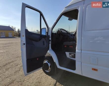 Белый Мерседес Sprinter, объемом двигателя 0 л и пробегом 260 тыс. км за 22500 $, фото 15 на Automoto.ua