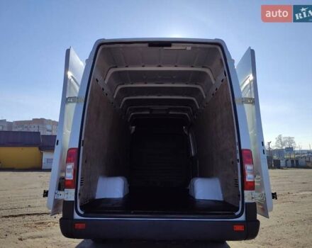 Белый Мерседес Sprinter, объемом двигателя 0 л и пробегом 260 тыс. км за 22500 $, фото 36 на Automoto.ua