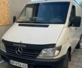 Білий Мерседес Sprinter, об'ємом двигуна 2.1 л та пробігом 330 тис. км за 4500 $, фото 1 на Automoto.ua