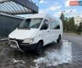 Белый Мерседес Sprinter, объемом двигателя 2.69 л и пробегом 430 тыс. км за 7000 $, фото 1 на Automoto.ua