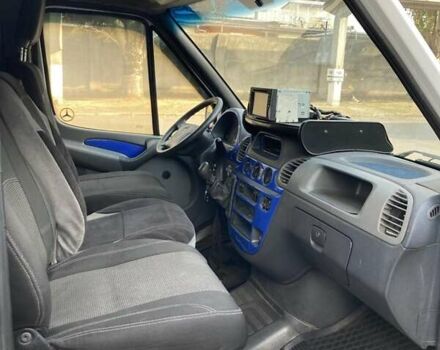 Мерседес Sprinter 2003 у Миколаєві на Automoto.ua Білий Мерседес Sprinter, об'ємом двигуна 2.2 л та пробігом 35 тис. км за 8500 $, фото 2 на Automoto.ua