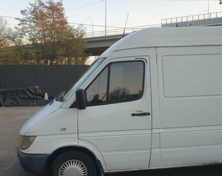 Белый Мерседес Sprinter, объемом двигателя 2.15 л и пробегом 350 тыс. км за 3800 $, фото 6 на Automoto.ua