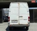 Белый Мерседес Sprinter, объемом двигателя 2.2 л и пробегом 350 тыс. км за 5700 $, фото 4 на Automoto.ua