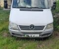 Белый Мерседес Sprinter, объемом двигателя 2.2 л и пробегом 300 тыс. км за 3700 $, фото 1 на Automoto.ua