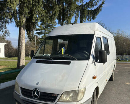 Белый Мерседес Sprinter, объемом двигателя 2.15 л и пробегом 376 тыс. км за 9400 $, фото 9 на Automoto.ua