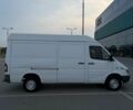 Белый Мерседес Sprinter, объемом двигателя 2.69 л и пробегом 499 тыс. км за 9900 $, фото 7 на Automoto.ua