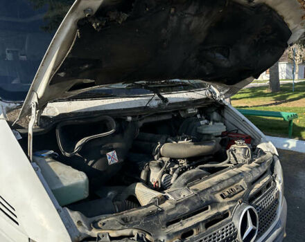 Белый Мерседес Sprinter, объемом двигателя 2.15 л и пробегом 376 тыс. км за 9400 $, фото 52 на Automoto.ua