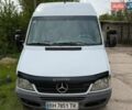 Белый Мерседес Sprinter, объемом двигателя 2.69 л и пробегом 500 тыс. км за 7800 $, фото 1 на Automoto.ua
