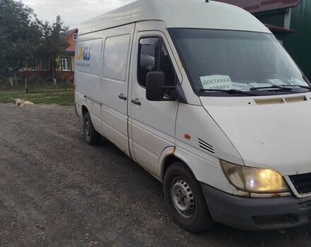 Белый Мерседес Sprinter, объемом двигателя 2.15 л и пробегом 771 тыс. км за 4500 $, фото 1 на Automoto.ua