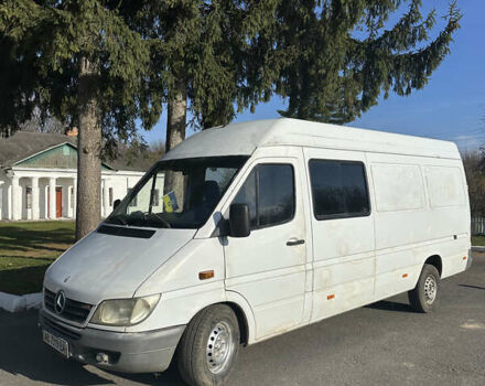 Белый Мерседес Sprinter, объемом двигателя 2.15 л и пробегом 376 тыс. км за 9400 $, фото 1 на Automoto.ua