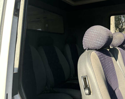 Белый Мерседес Sprinter, объемом двигателя 2.15 л и пробегом 376 тыс. км за 9400 $, фото 34 на Automoto.ua