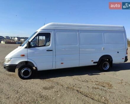 Белый Мерседес Sprinter, объемом двигателя 0 л и пробегом 260 тыс. км за 22500 $, фото 11 на Automoto.ua