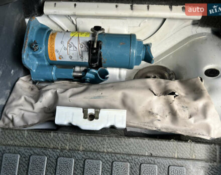 Белый Мерседес Sprinter, объемом двигателя 2.2 л и пробегом 311 тыс. км за 10300 $, фото 38 на Automoto.ua