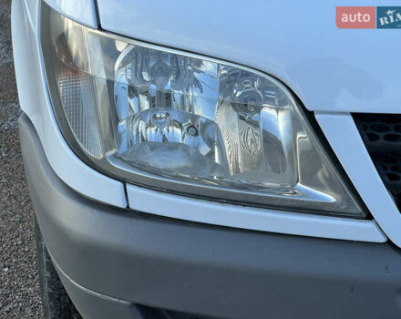 Белый Мерседес Sprinter, объемом двигателя 2.2 л и пробегом 311 тыс. км за 10300 $, фото 33 на Automoto.ua