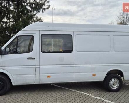 Белый Мерседес Sprinter, объемом двигателя 2.2 л и пробегом 264 тыс. км за 9900 $, фото 3 на Automoto.ua