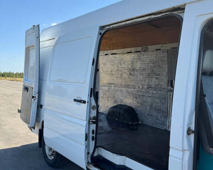 Белый Мерседес Sprinter, объемом двигателя 2.7 л и пробегом 656 тыс. км за 7800 $, фото 11 на Automoto.ua