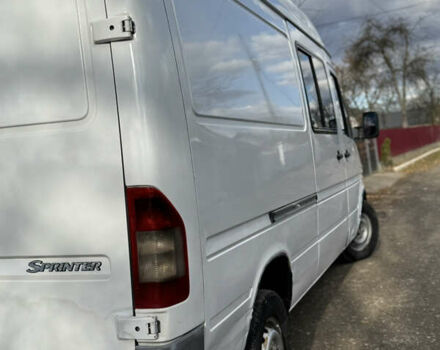 Белый Мерседес Sprinter, объемом двигателя 2.15 л и пробегом 499 тыс. км за 6500 $, фото 3 на Automoto.ua