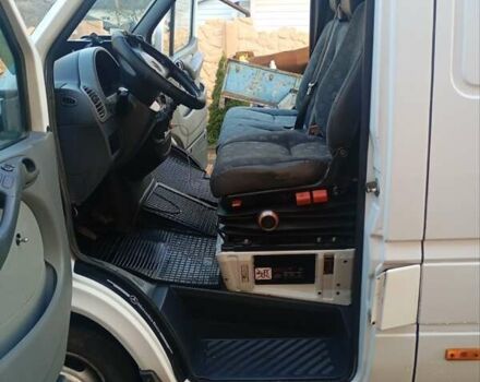 Белый Мерседес Sprinter, объемом двигателя 2.7 л и пробегом 564 тыс. км за 13500 $, фото 4 на Automoto.ua