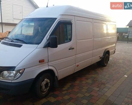 Белый Мерседес Sprinter, объемом двигателя 2.7 л и пробегом 564 тыс. км за 13500 $, фото 3 на Automoto.ua